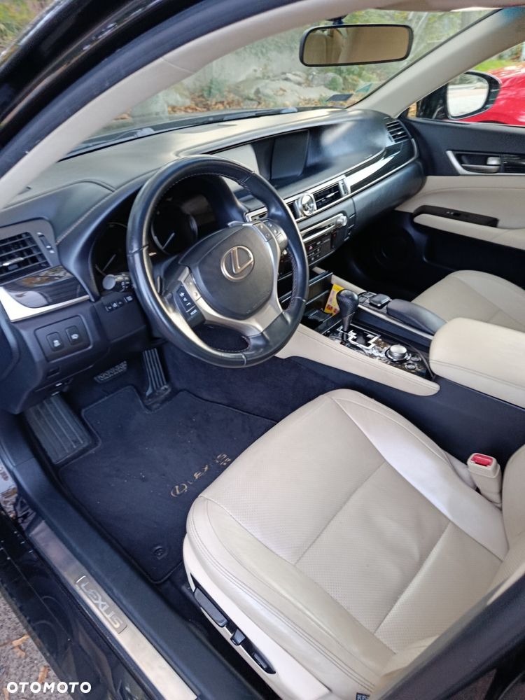 Lexus GS - 24