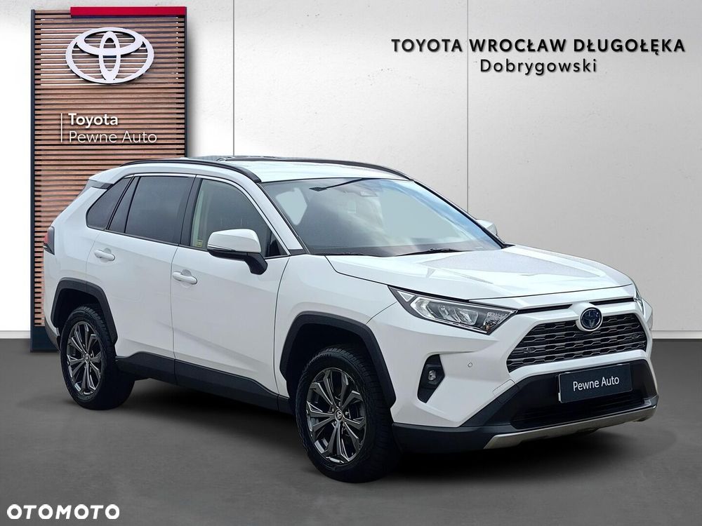 Toyota RAV4 - 1
