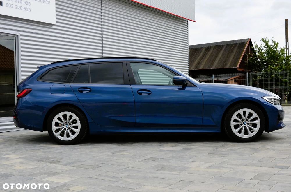 BMW Seria 3 320d Efficient Dynamics Advantage - 6