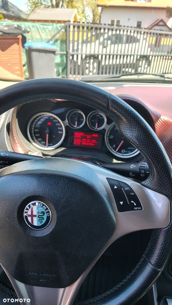 Alfa Romeo Mito - 11