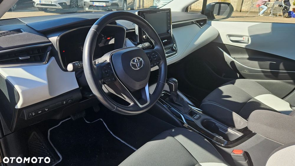 Toyota Corolla - 5