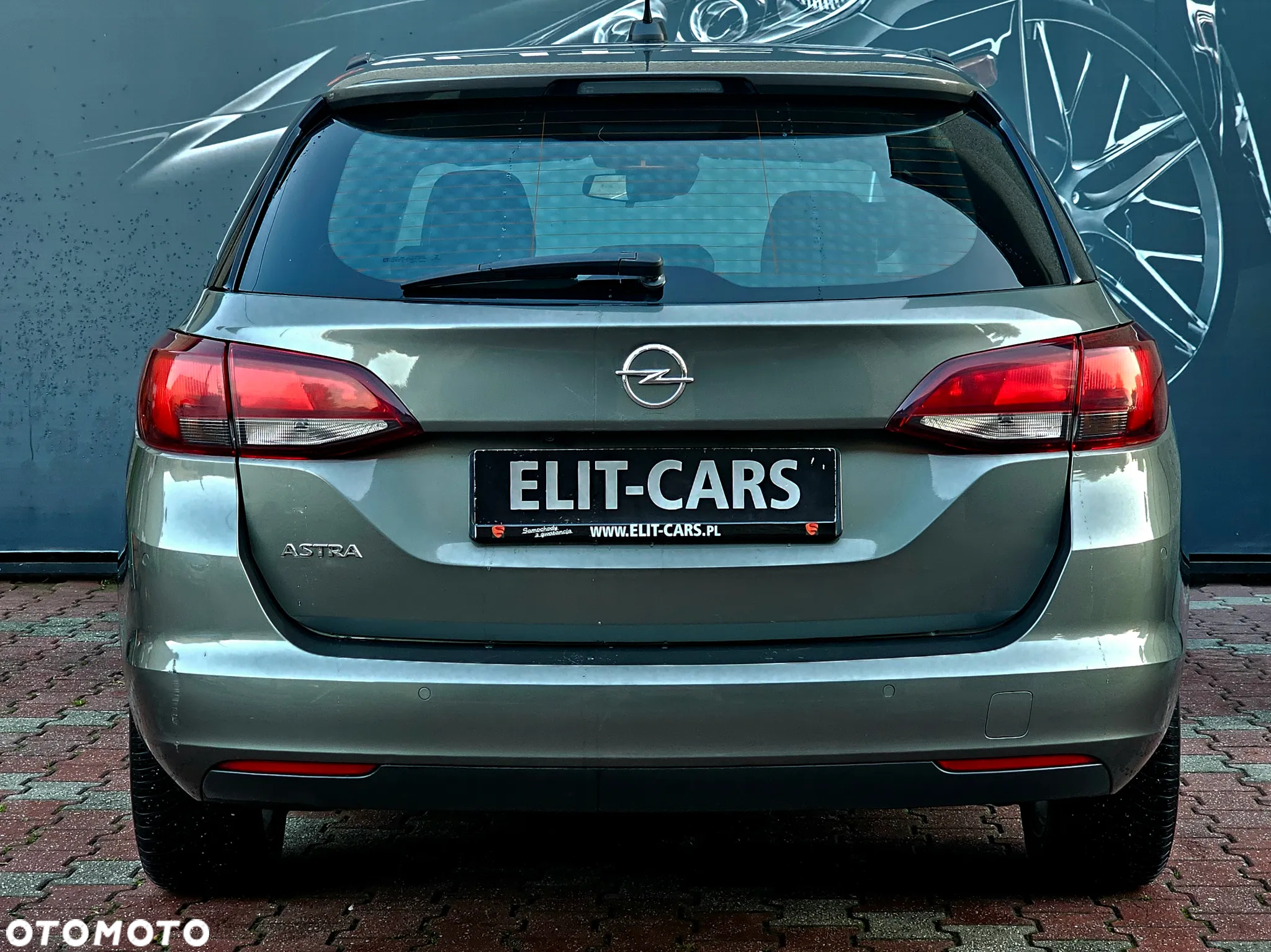 Opel Astra V 1.2 T Elegance S&S - 8