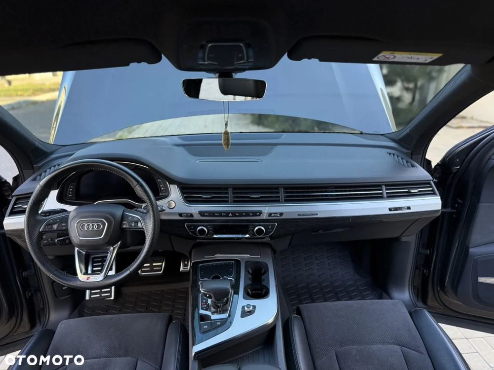 Audi Q7 - 22