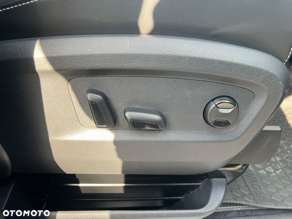 Volkswagen Multivan 2.0 BiTDI L1 Business - 37