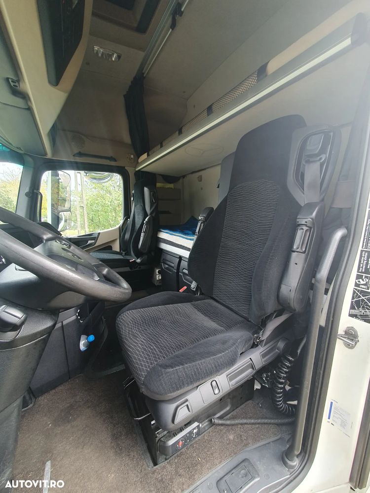 Mercedes-Benz Actros - 4