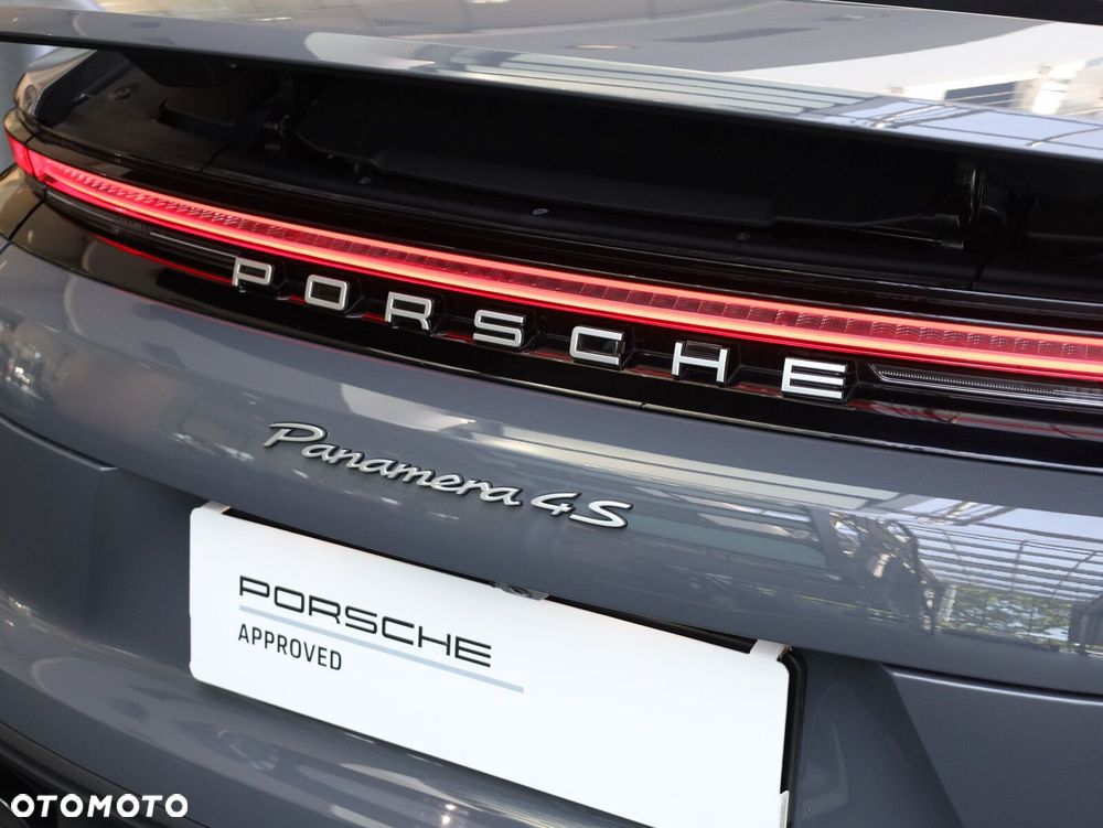 Porsche Panamera - 27