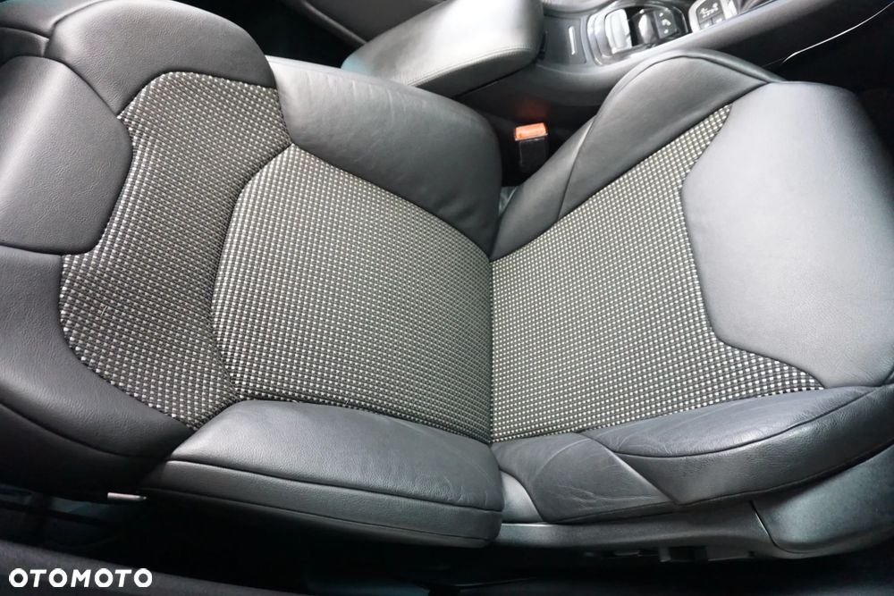 Citroën C5 BlueHDi 180 S&S EAT6 Exclusive - 28