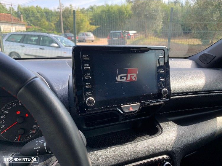 Toyota GR Yaris - 10