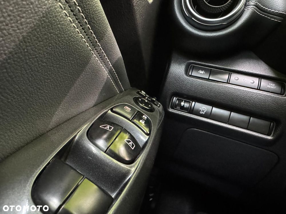 Nissan Juke 1.0 DIG-T DCT N-Connecta - 22