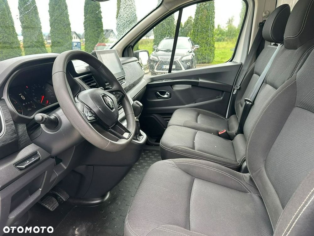 Renault Trafic - 15