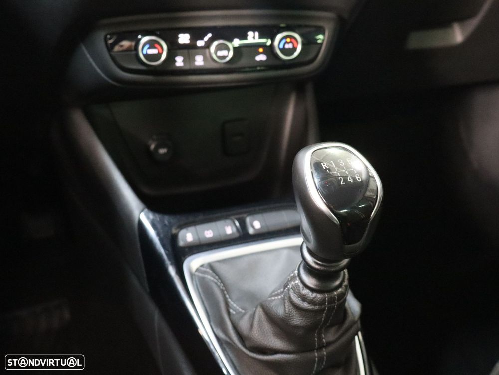 Opel Crossland 1.2 T Design & Tech - 15