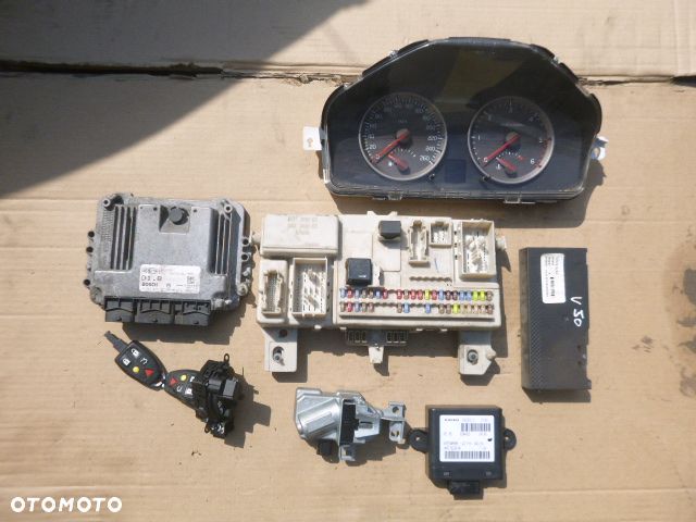 ZESTAW STARTOWY KOMPUTER STACYJKA IMMOBILIZER BOSCH 0281011775 VOLVO V50 1.6 D - 14