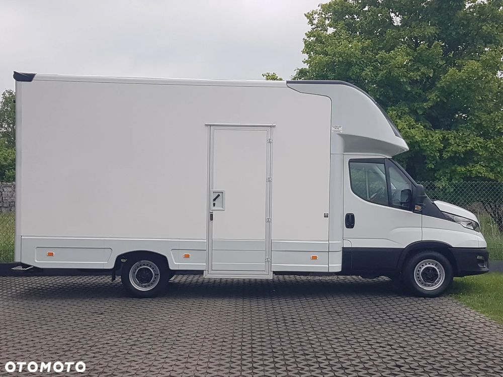 Iveco DAILY KONTENER NISKOPODŁOGOWY 4,43x2,23x2,42 SKLEP FOODTRUCK BAR KLIMA KONIOWÓZ KAMPER - 12
