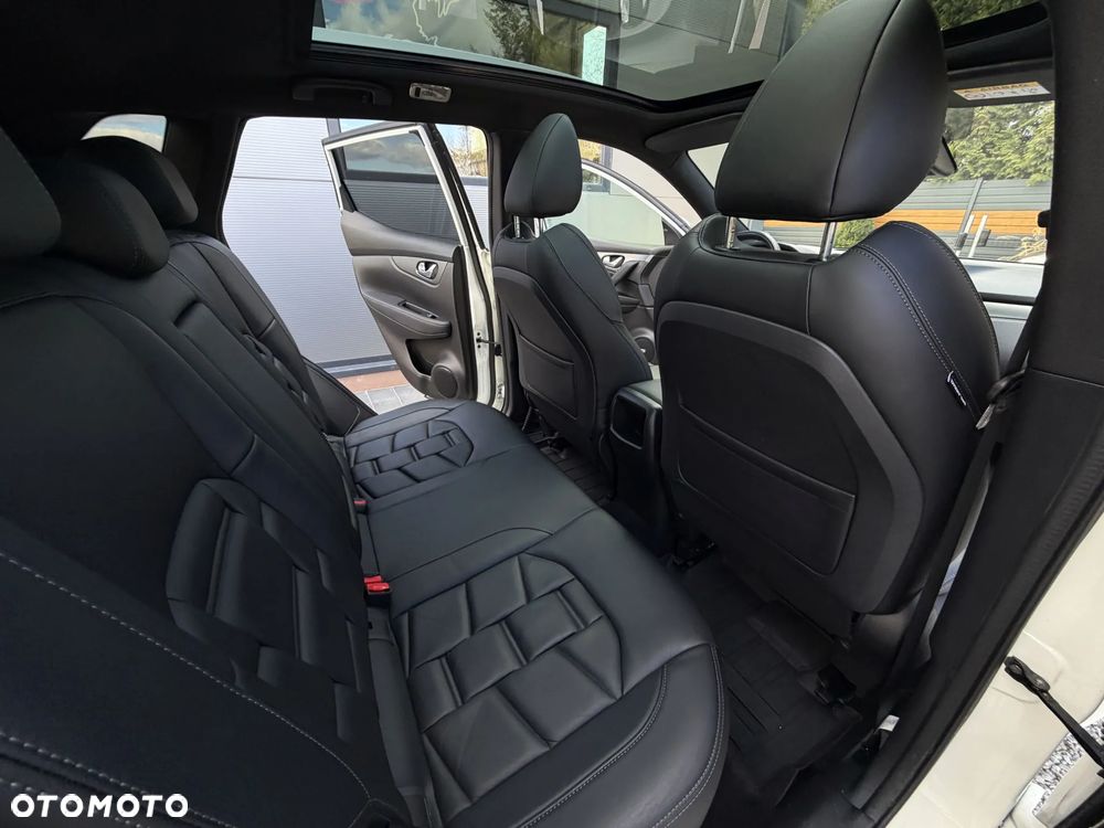 Nissan Qashqai 1.3 DIG-T Tekna+ DCT - 19