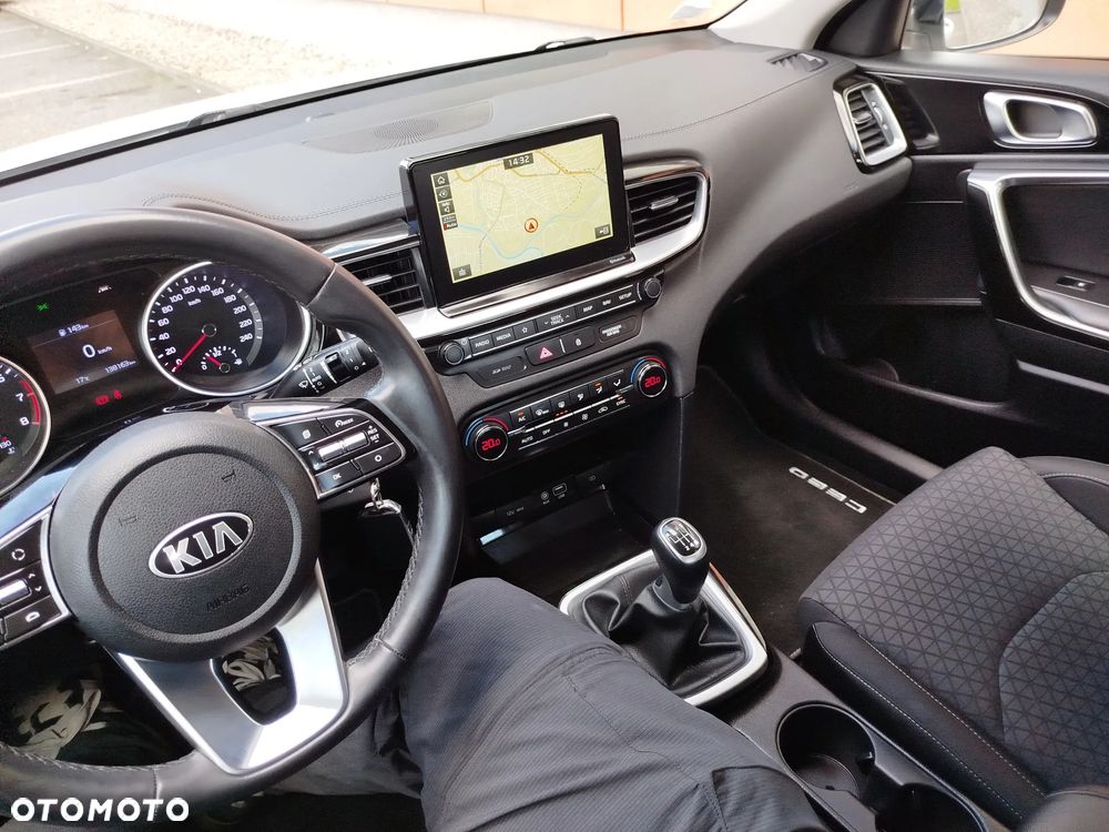 Kia Ceed 1.0 T-GDI ISG Platinum Edition - 15