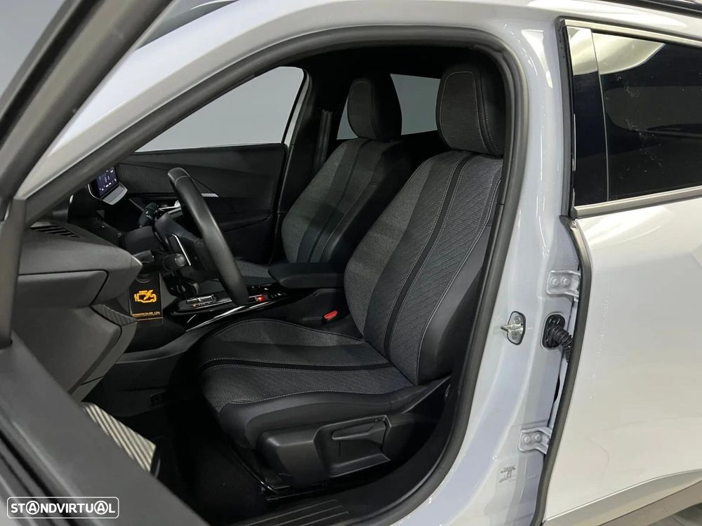Peugeot 2008 1.2 Hybrid Allure e-DCS6 - 10