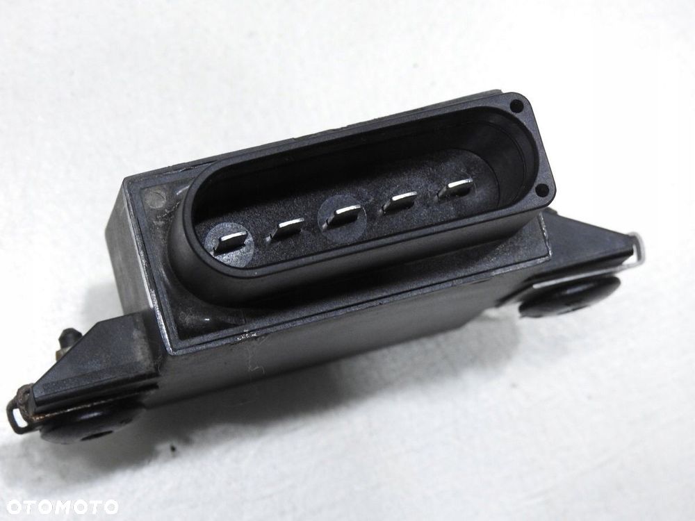 MODUŁ STEROWNIK POMPY PALIWA AUDI A4 B7 2.0 TFSI - 5