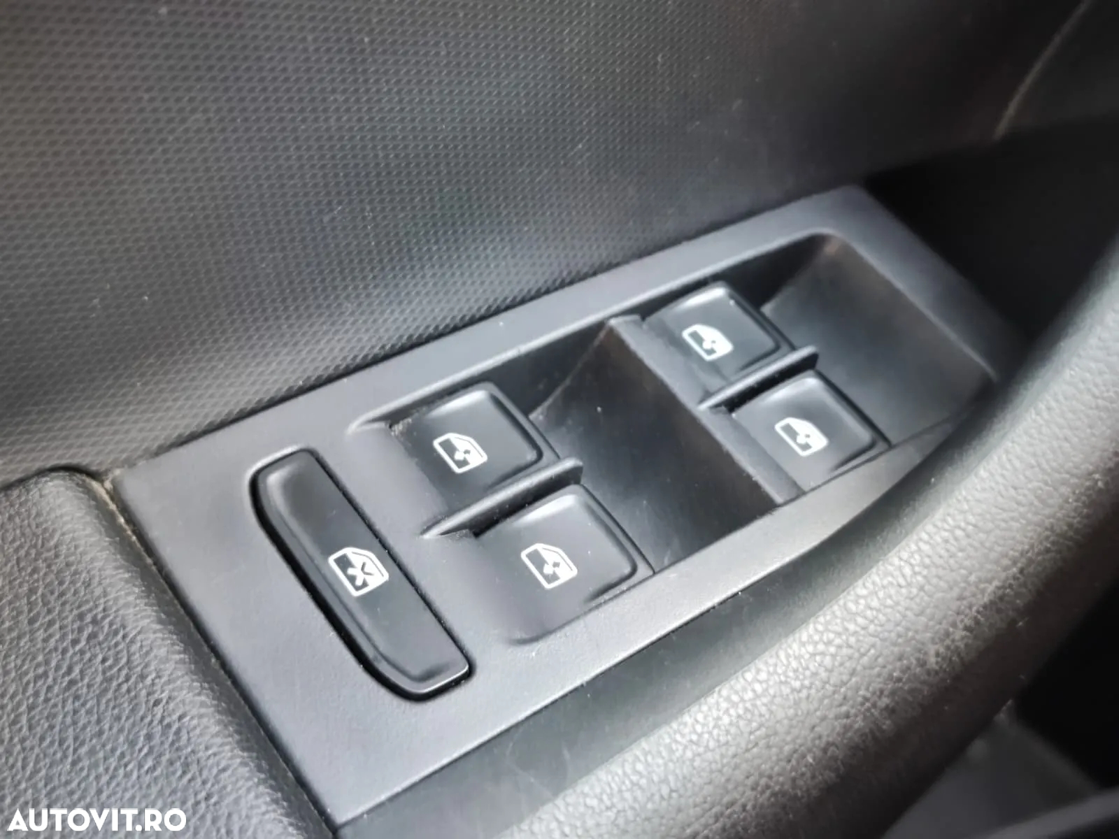Skoda RAPID 1.0 TSI Ambition - 26