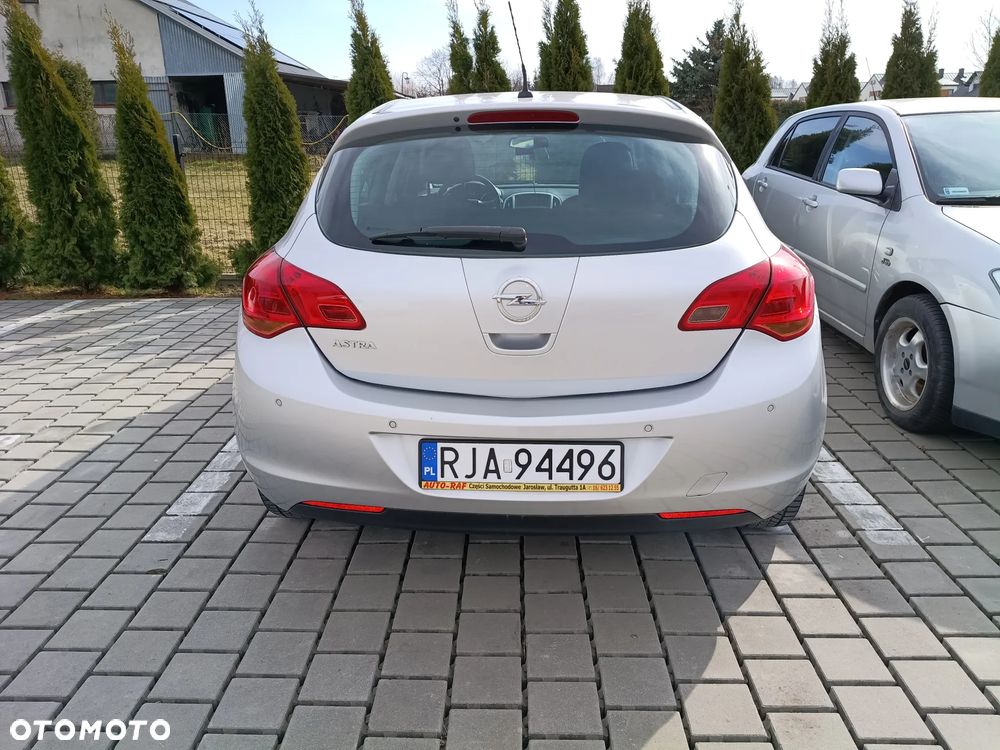 Opel Astra 1.6 Active - 13