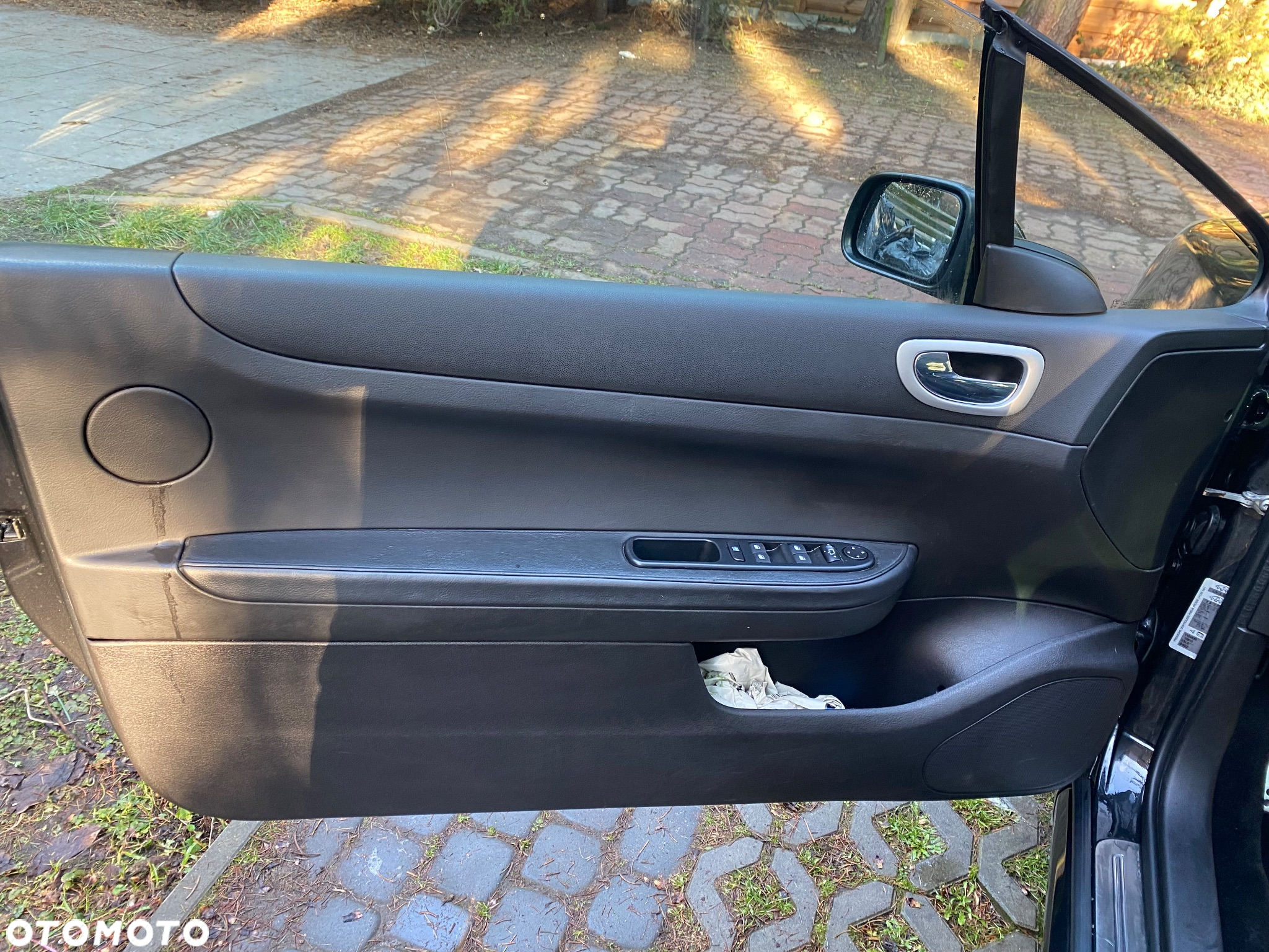 Peugeot 307 CC 2.0 Intense - 22