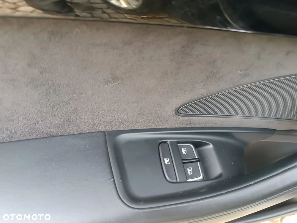 Audi A8 4.2 FSI L Quattro - 19