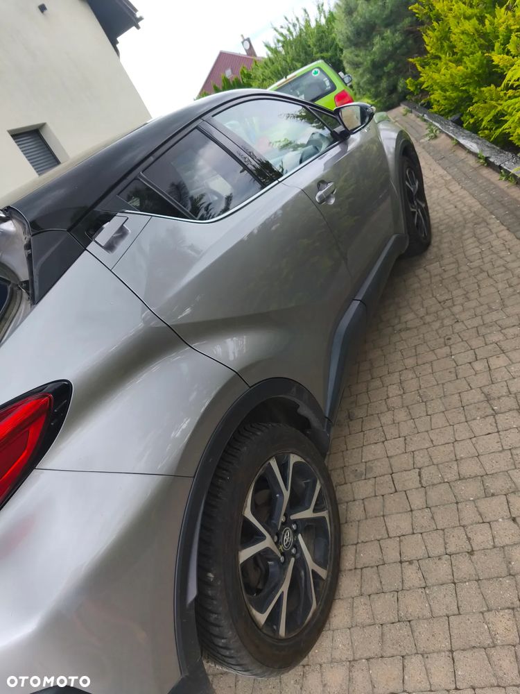 Toyota C-HR - 9