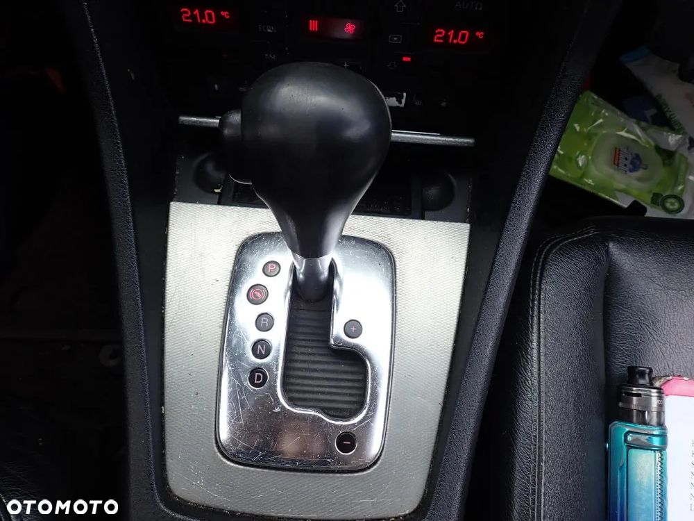 CZĘŚCI - Audi A4 B6 1,9TDI 130KM AVF FILM AT FZH SEDAN lakier LX7Ż LX7Z 2003r. INDEX - 9631 - 12