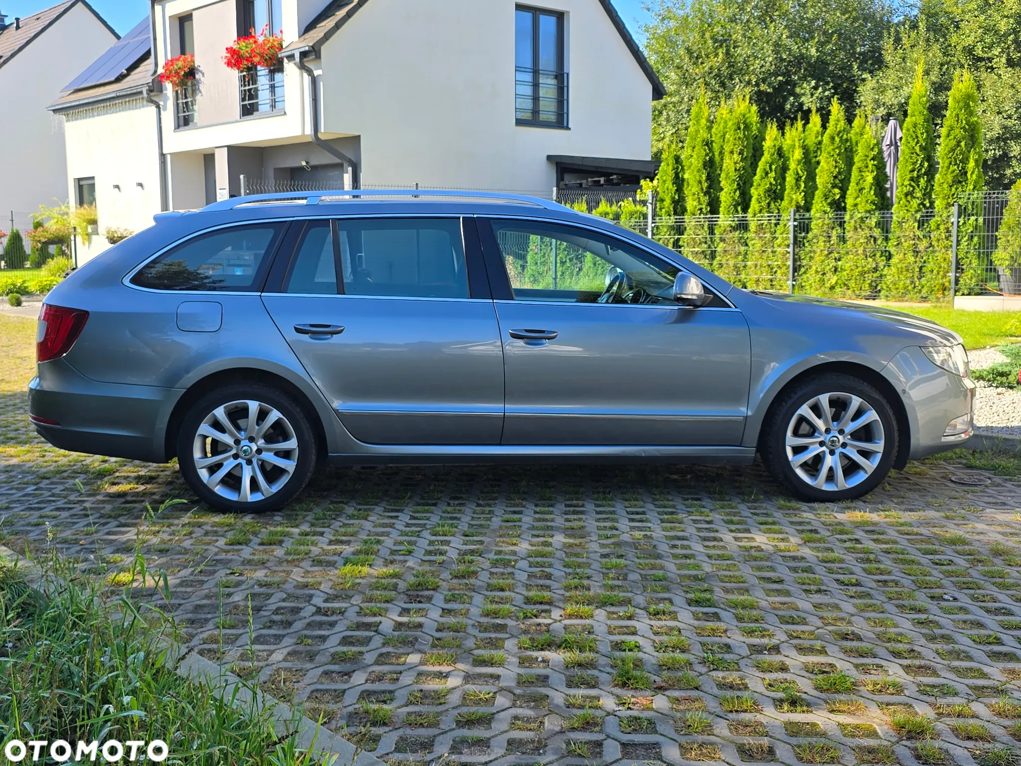 Skoda Superb 2.0 TDI Platinum DSG - 40