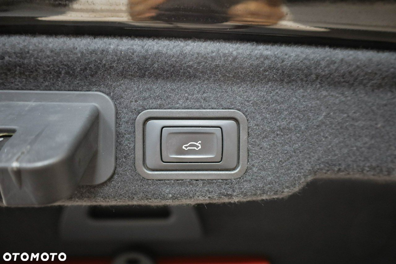 Audi A8 - 14