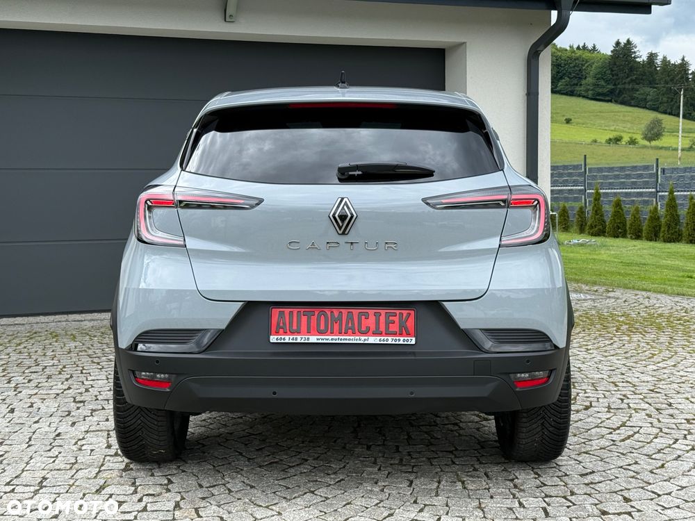 Renault Captur TCe Mild Hybrid 140 EDC GPF TECHNO - 10