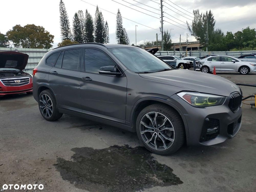 BMW X1 - 5