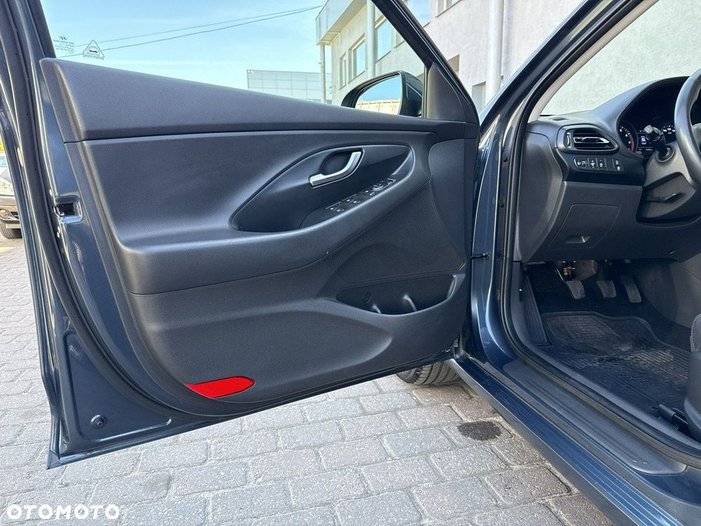 Hyundai i30 1.5 DPI Comfort - 14