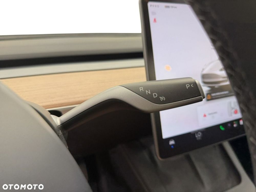 Tesla Model 3 - 23