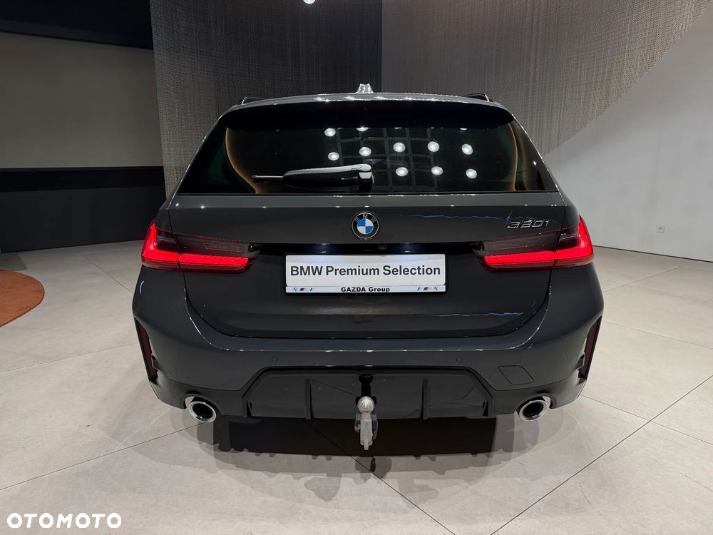 BMW Seria 3 320i M Sport sport - 9