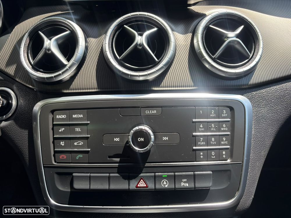 Mercedes-Benz CLA 200 - 23