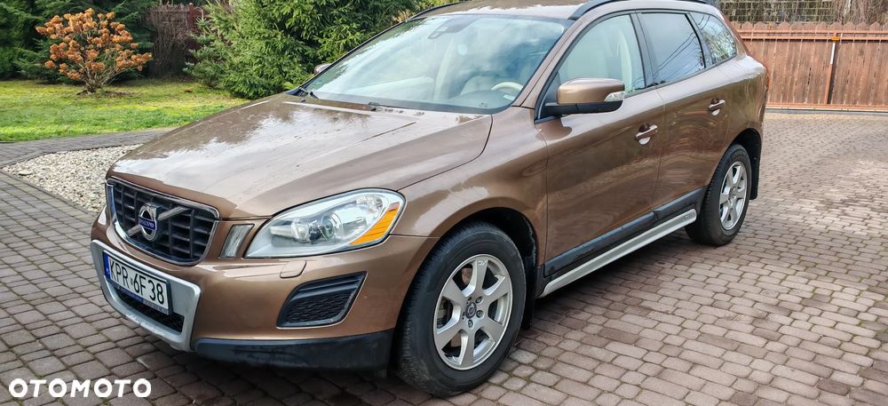 Volvo XC 60 D3 AWD Kinetic - 3