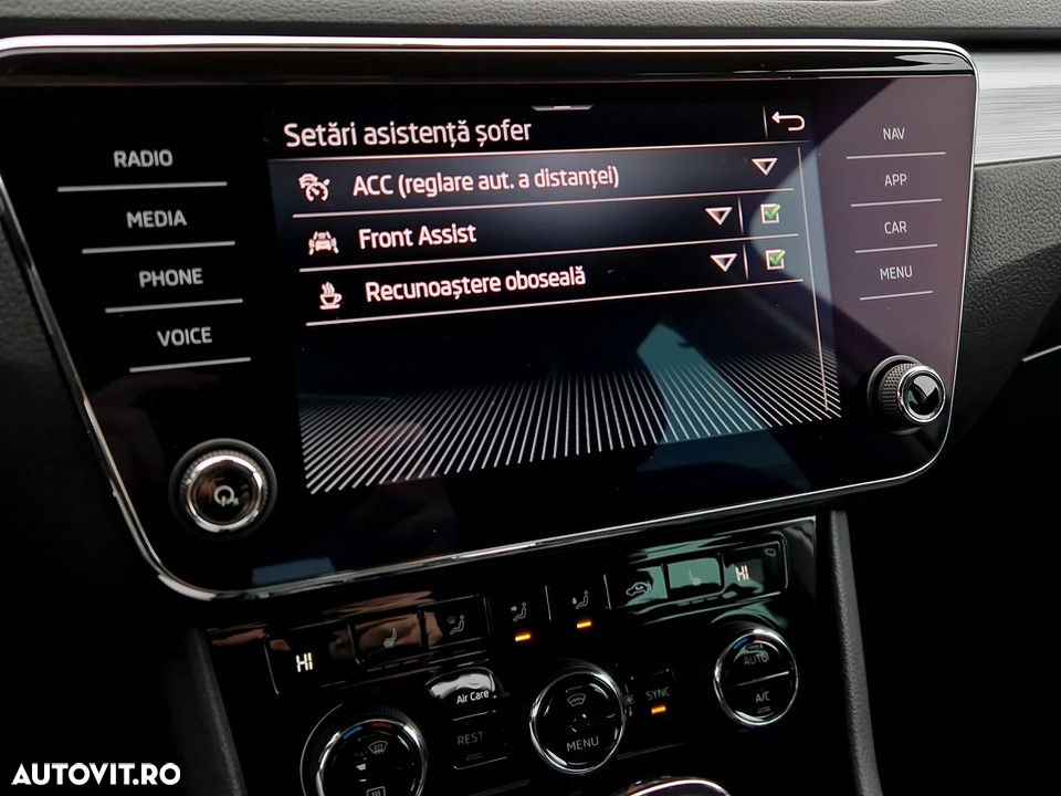 Skoda Superb 1.5 TSI DSG Ambition - 23