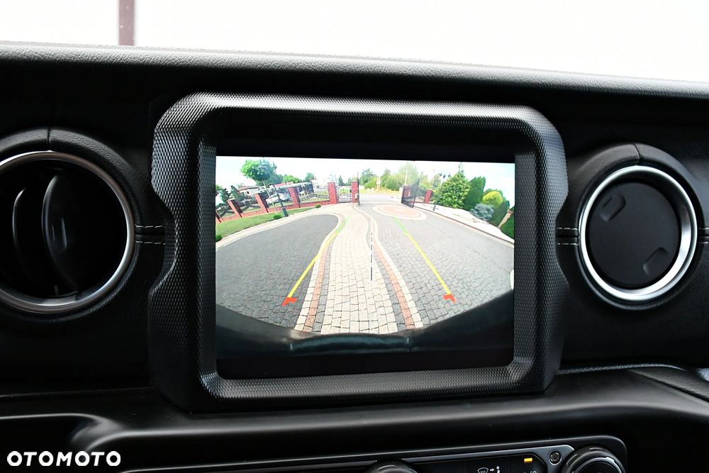 Jeep Wrangler Unlimited GME 2.0 Turbo Sahara - 28