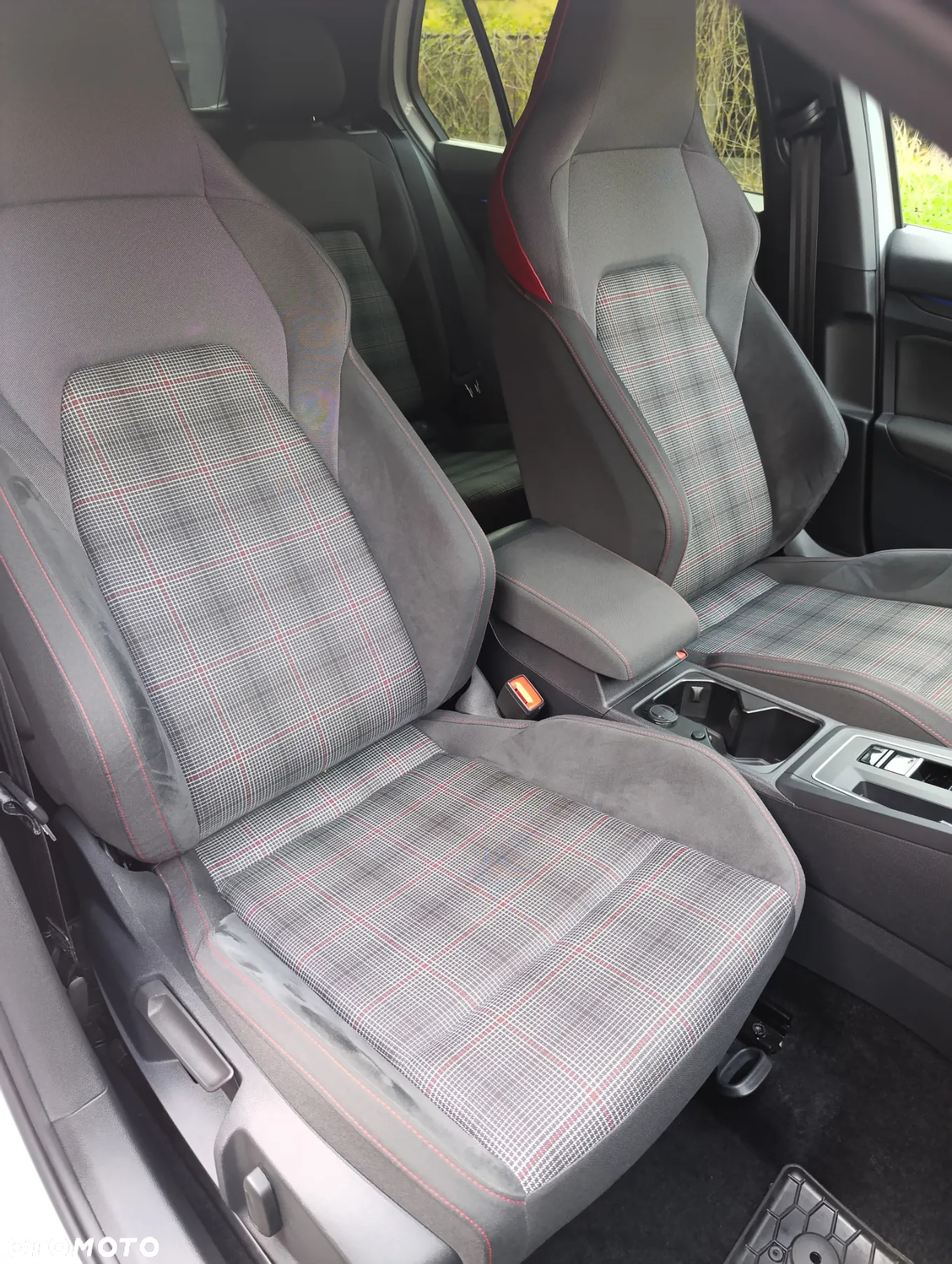 Volkswagen Golf VIII 2.0 TSI GTI DSG - 17