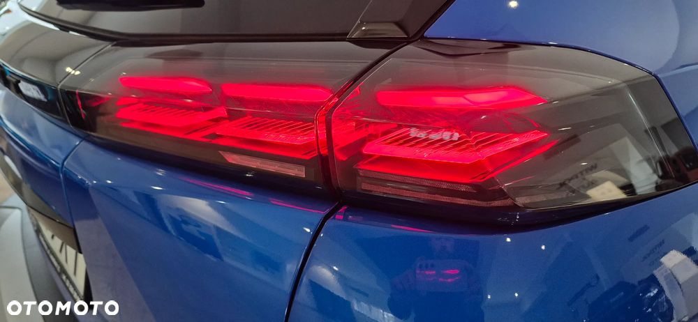 Peugeot 2008 PureTech 130 Allure S&S EAT8 - 34