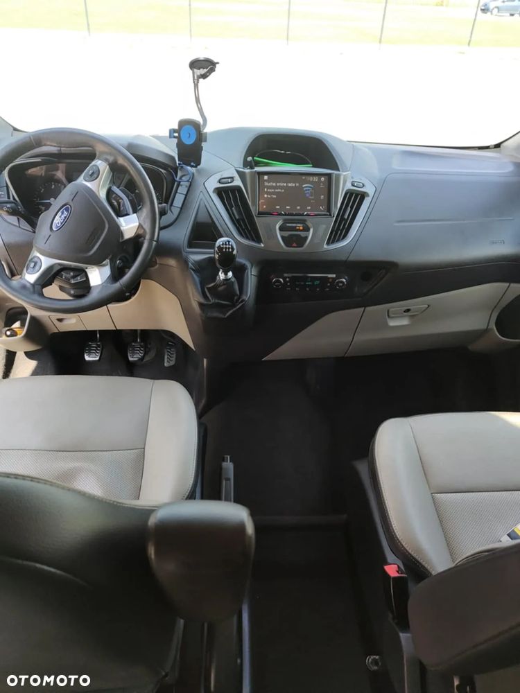 Ford Transit Custom - 11