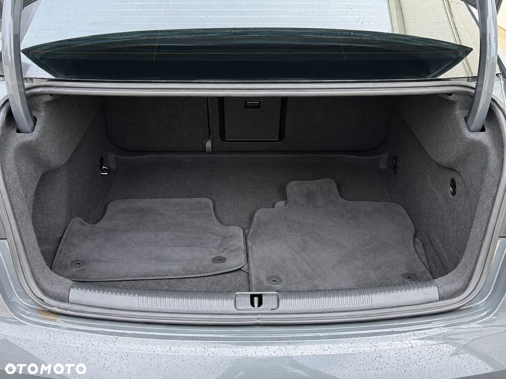 Audi A3 3-drzwiowe 2.0 TFSI quattro S tronic design - 30