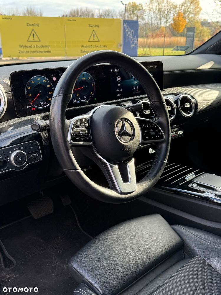 Mercedes-Benz Klasa A 180 d 8G-DCT - 10