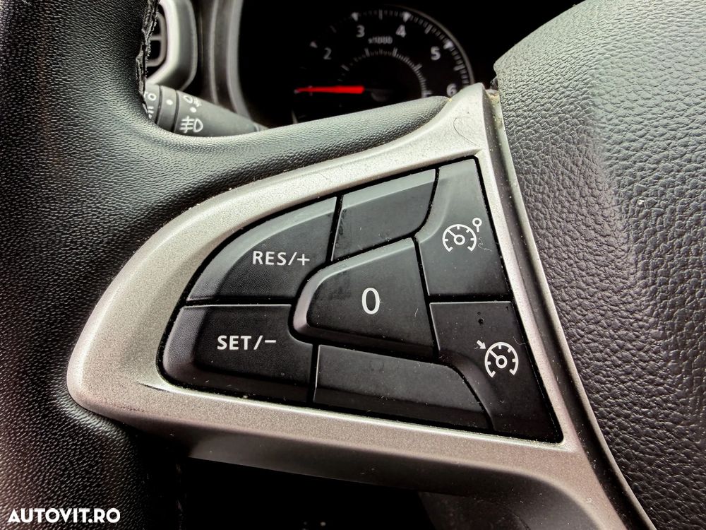 Dacia Duster ECO-G 100 Essential - 14