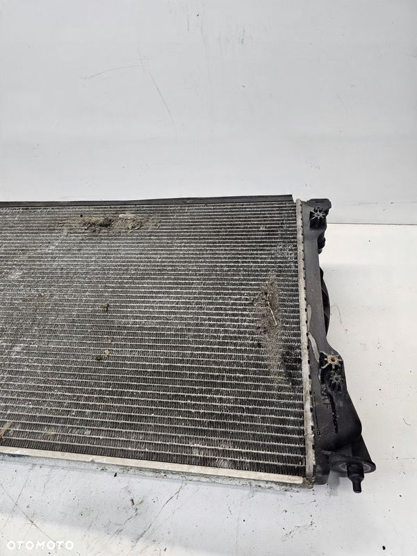 CHŁODNICA WODY 2.0 TDI AUDI A6 C6 4F0121251P AUTOMAT - 5