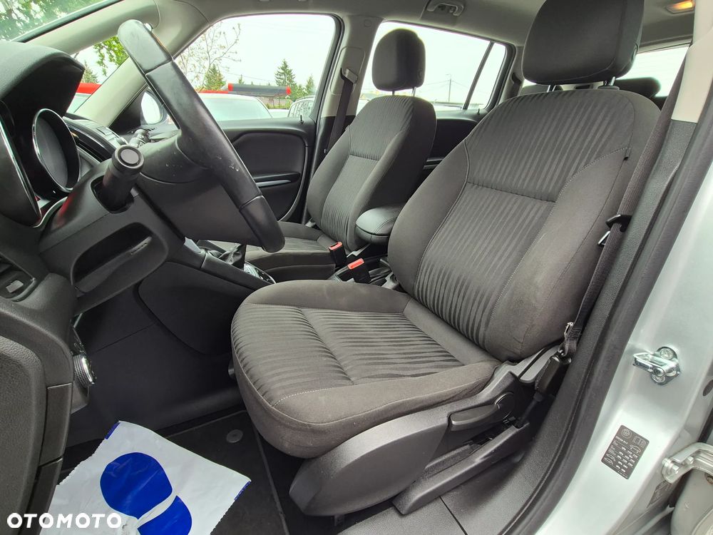 Opel Zafira Tourer 1.4 Turbo Business Innovation - 25