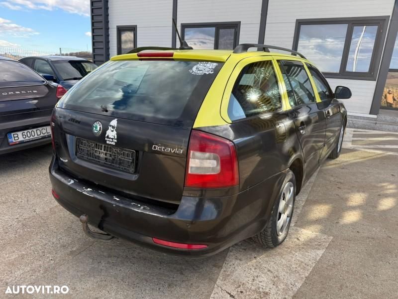Bara spate cu senzori de parcare Skoda Octavia 2 facelift (2008-2013) - 3