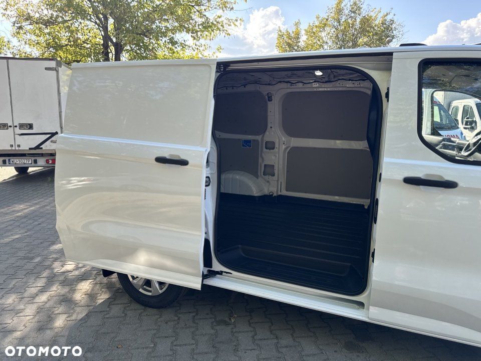 Ford Transit Custom - 21