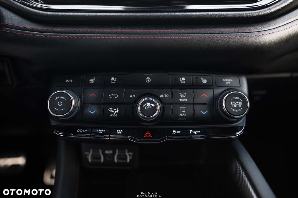 Dodge Durango - 10
