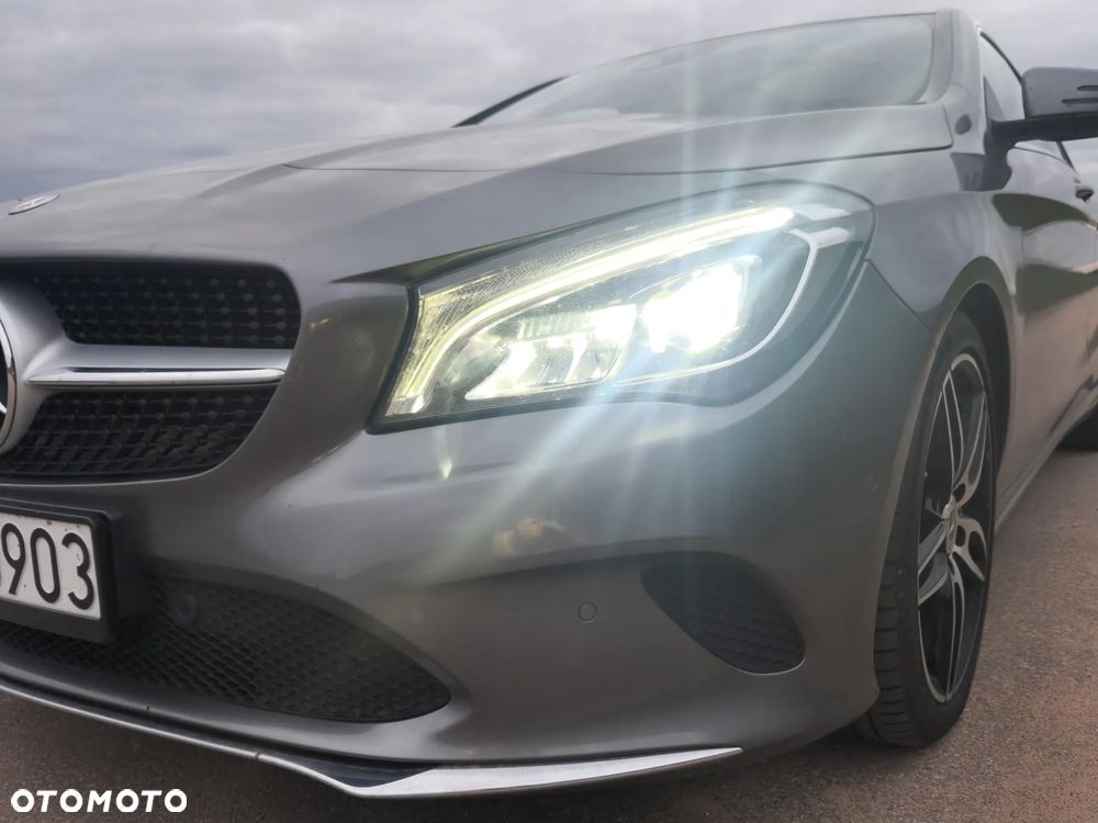 Mercedes-Benz CLA 200 7G-DCT AMG Line - 18